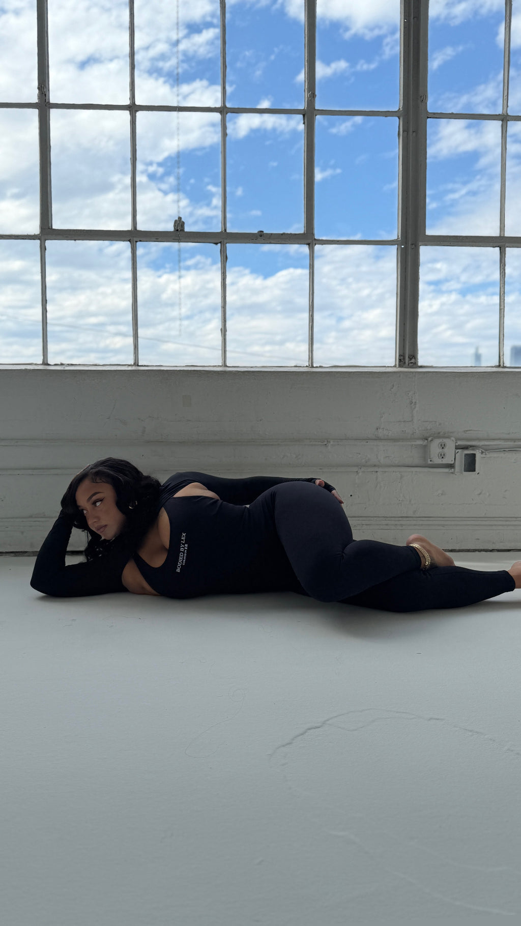 NOIRE SCULTPING BODY SUIT